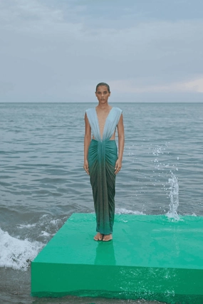 Timeless elegance Nia Dress Dark Lime