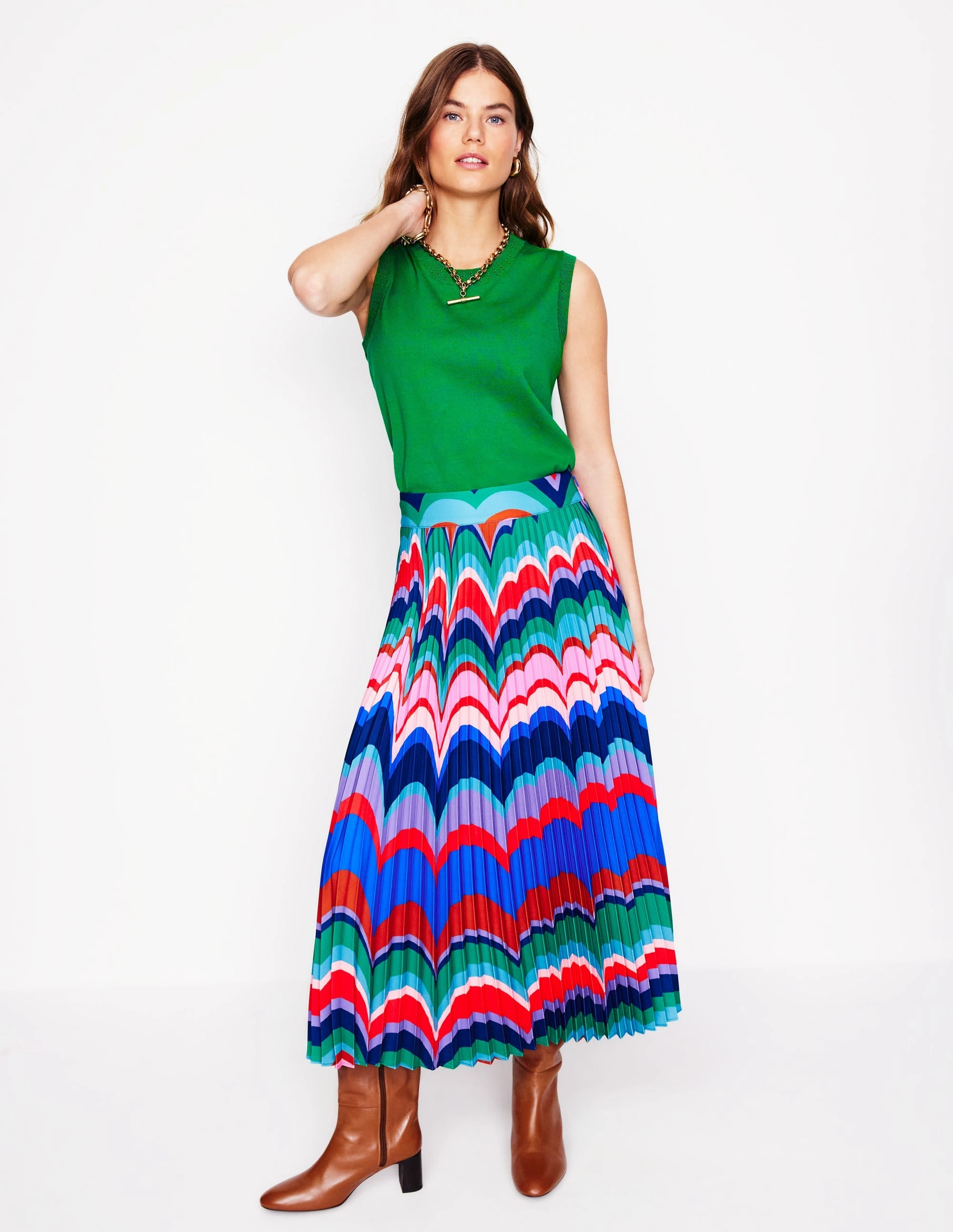 Emilia Cotton Crew Neck Tank-Rich Emerald WrinkleResistant Finish Off Duty