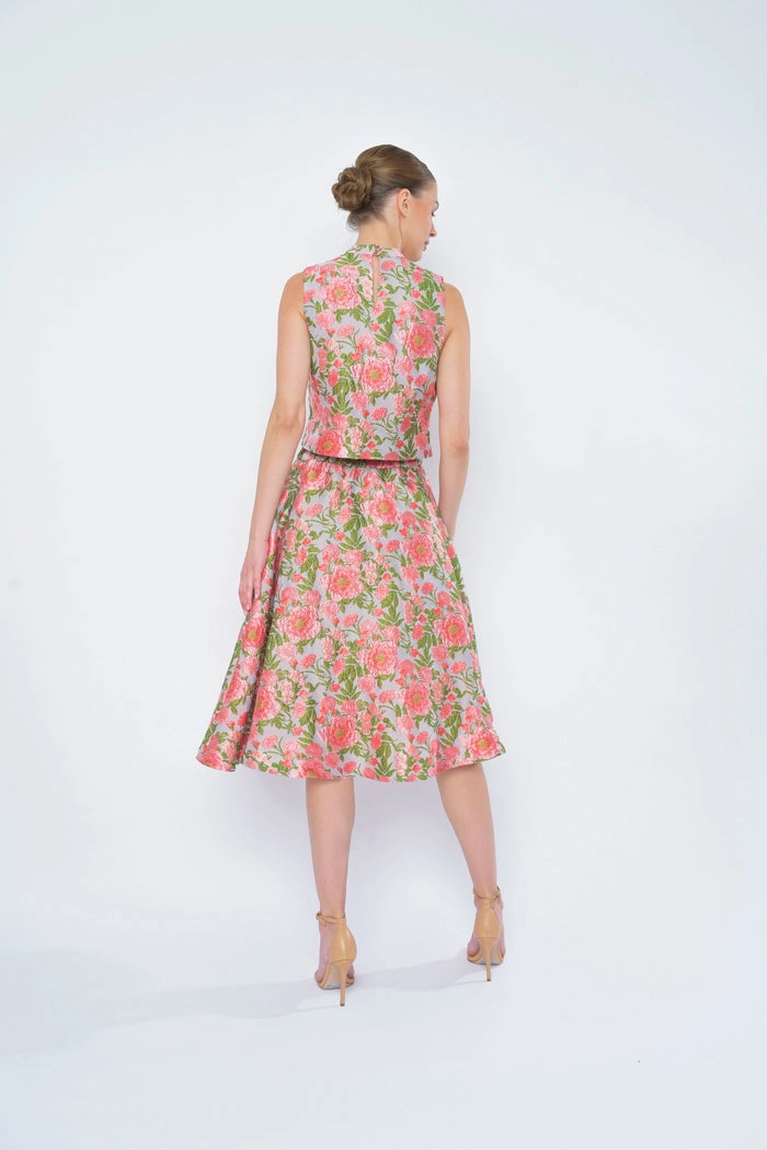 Tricia Top in Peach Begonia BoxyCrop