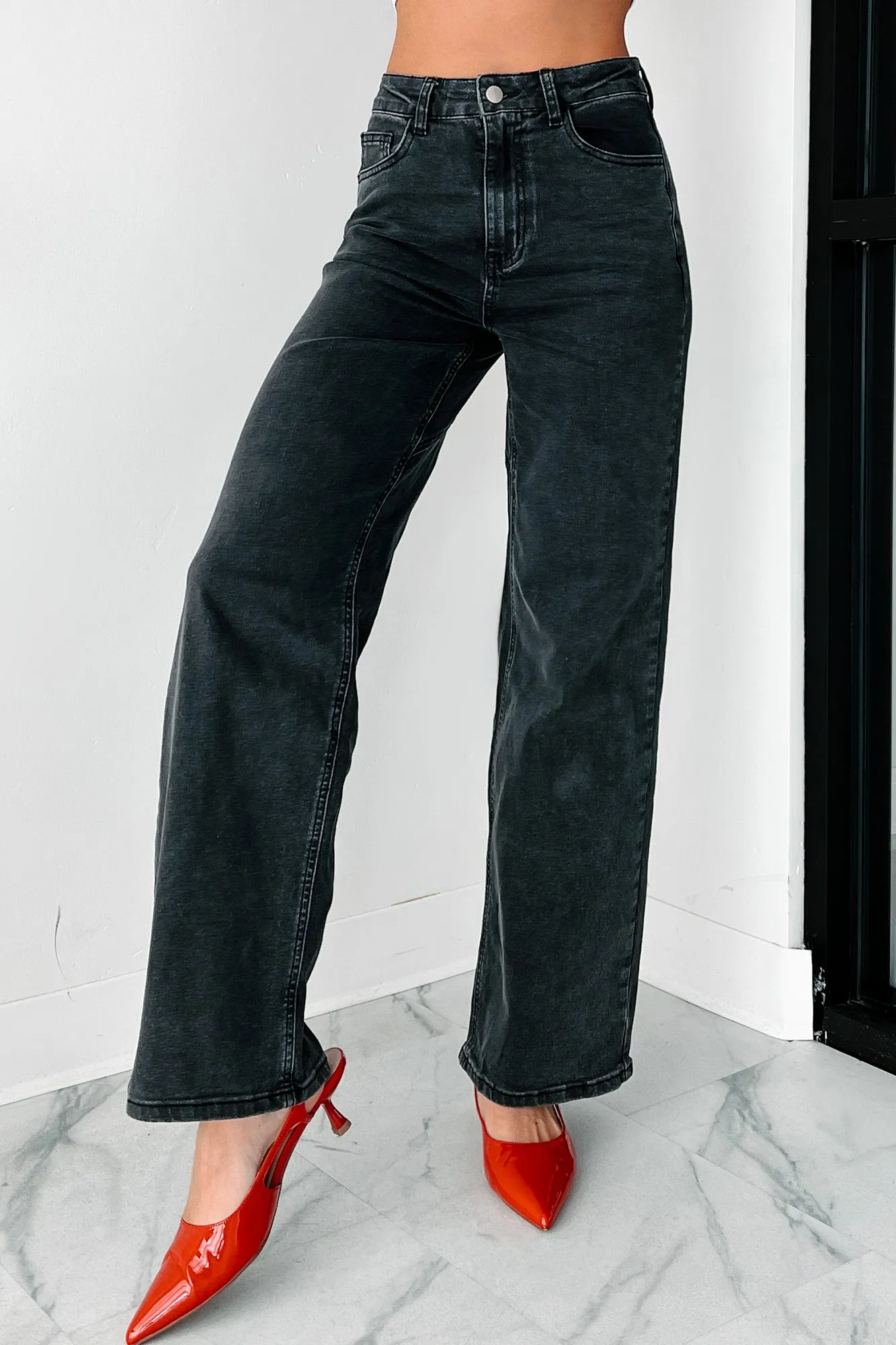 Tyelee NanaMacs Original Non-Distressed Wide Leg Jeans (Washed Black) Travel Outfit Evening Stroll Minimalist