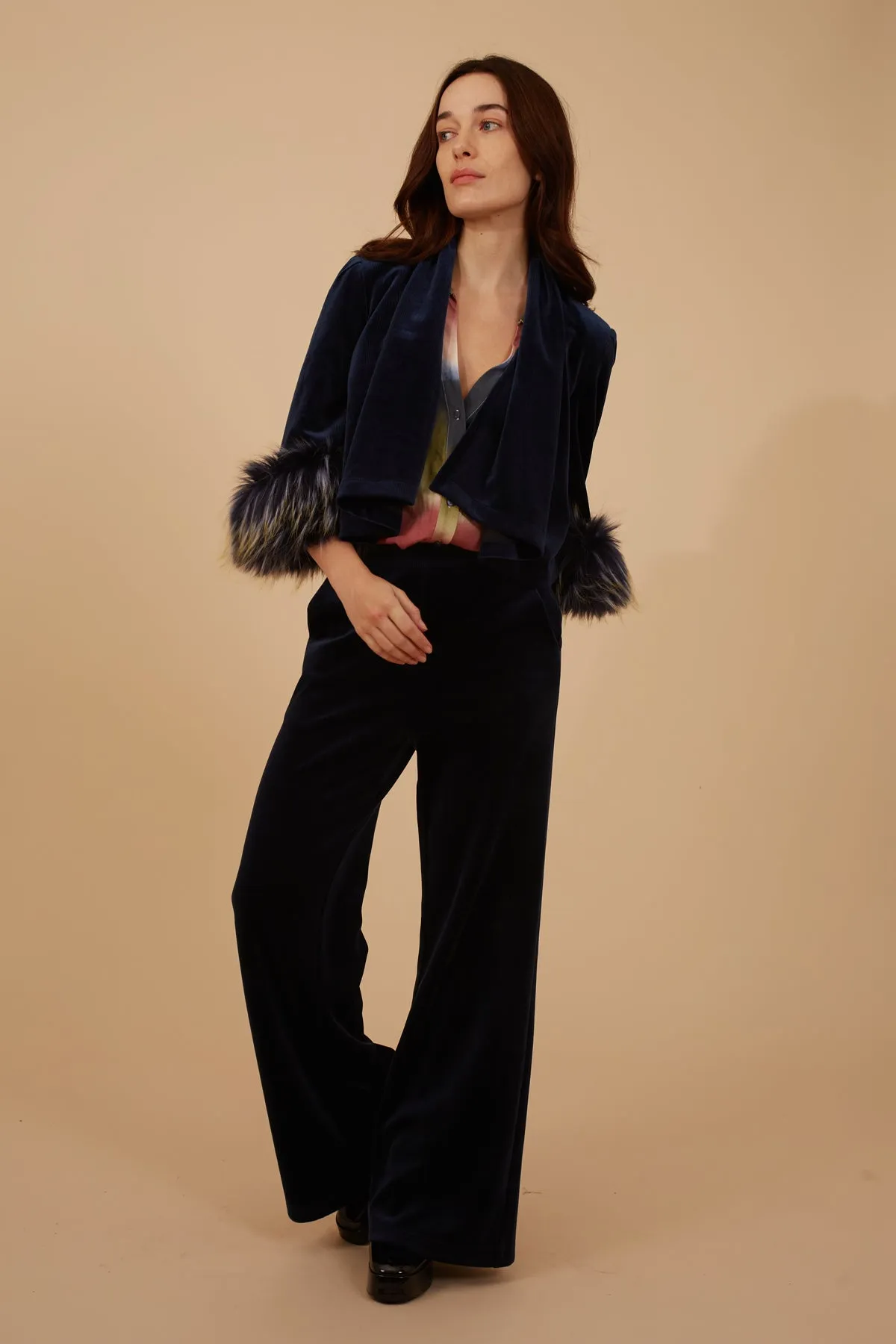 Relaxed Hoodie Under Milkwood Mia Jacket in Black