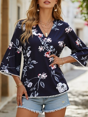 V-Neck Five Quarter Sleeve Printed Baggy Top ??Relaxed & Stylish WeightedHem
