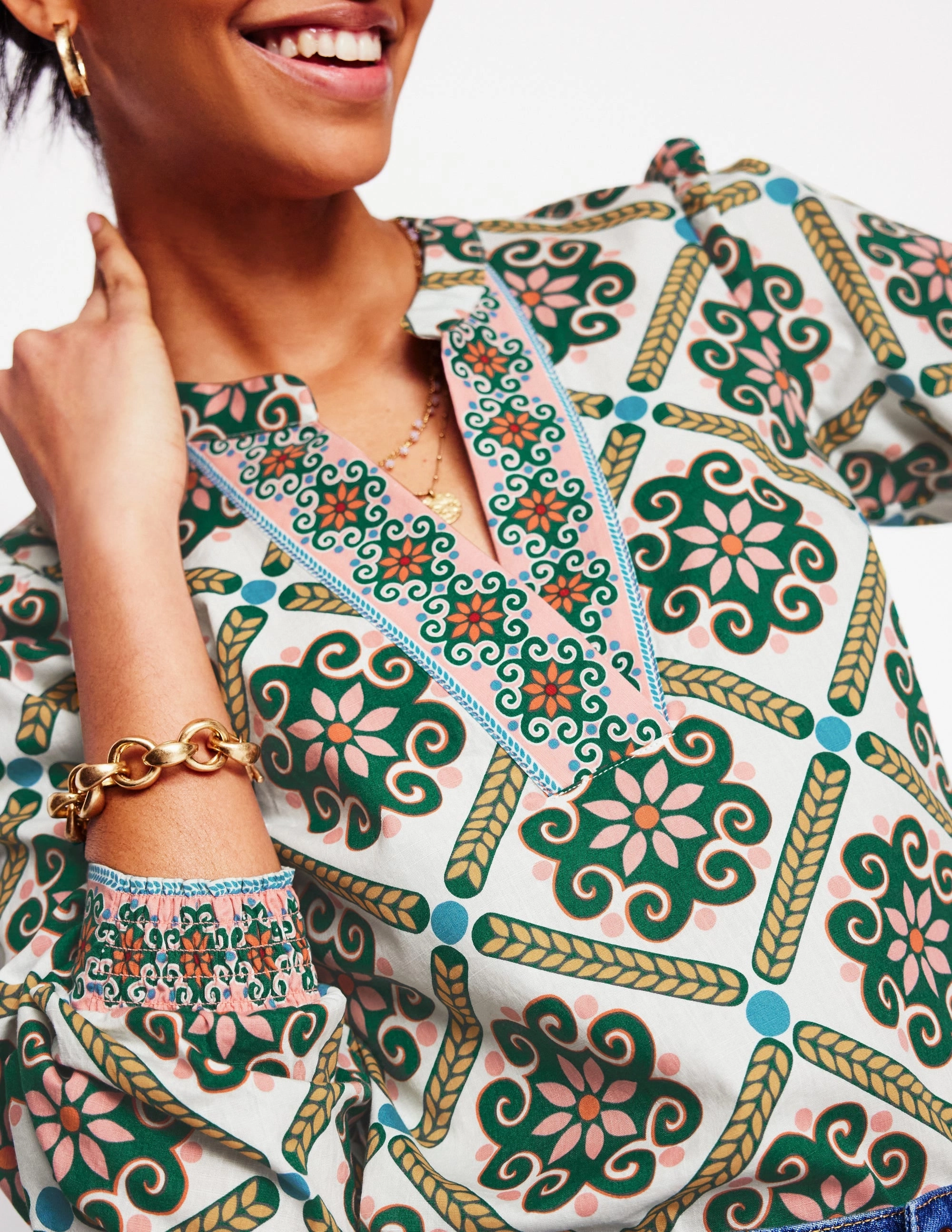 Tear Resistant Weave Cotton Notch Neck Top-Ivory, Baroque Tile