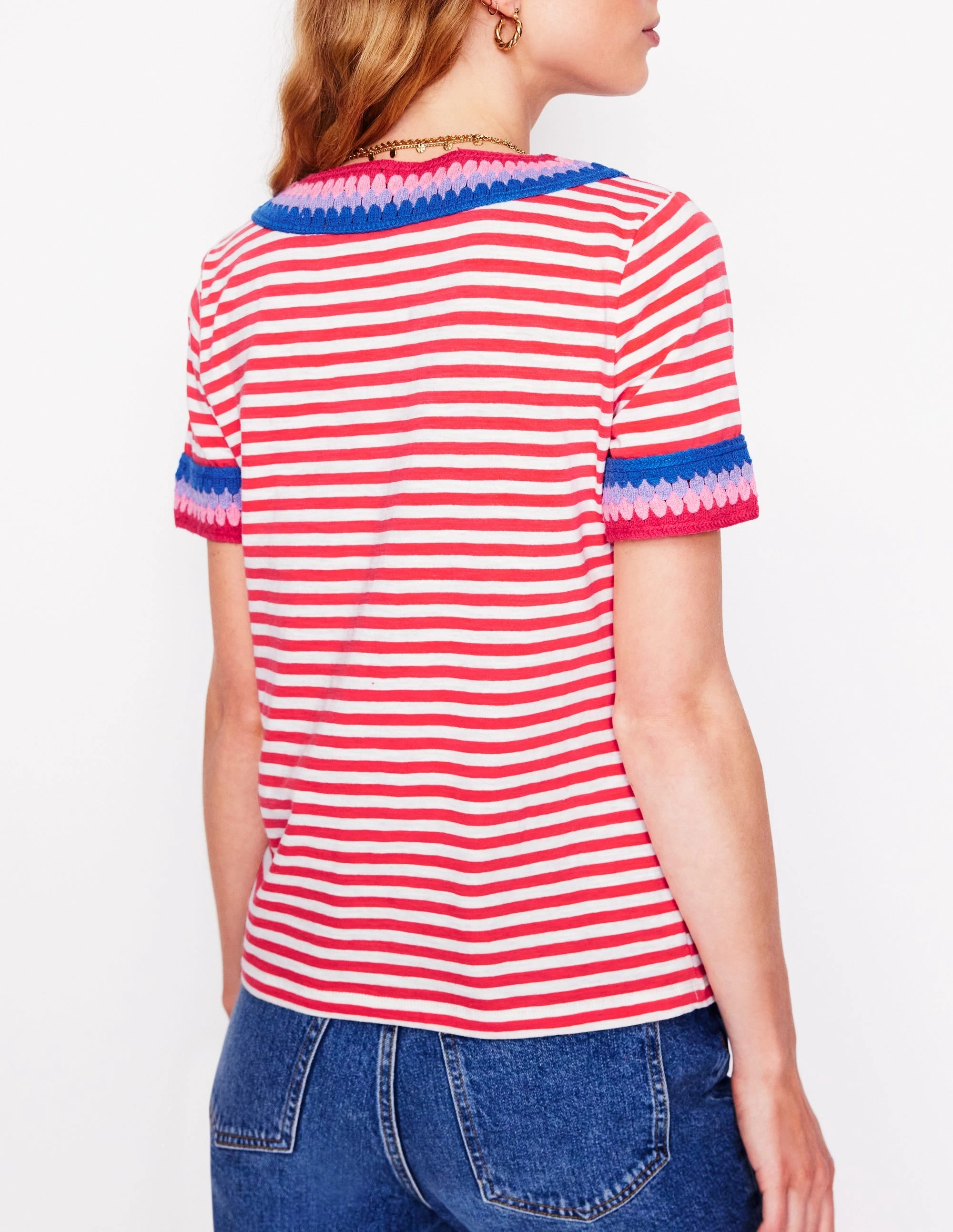 Ergonomic Pattern Design SlubTexture Fae Crochet T-shirt-Ivory, Cayenne