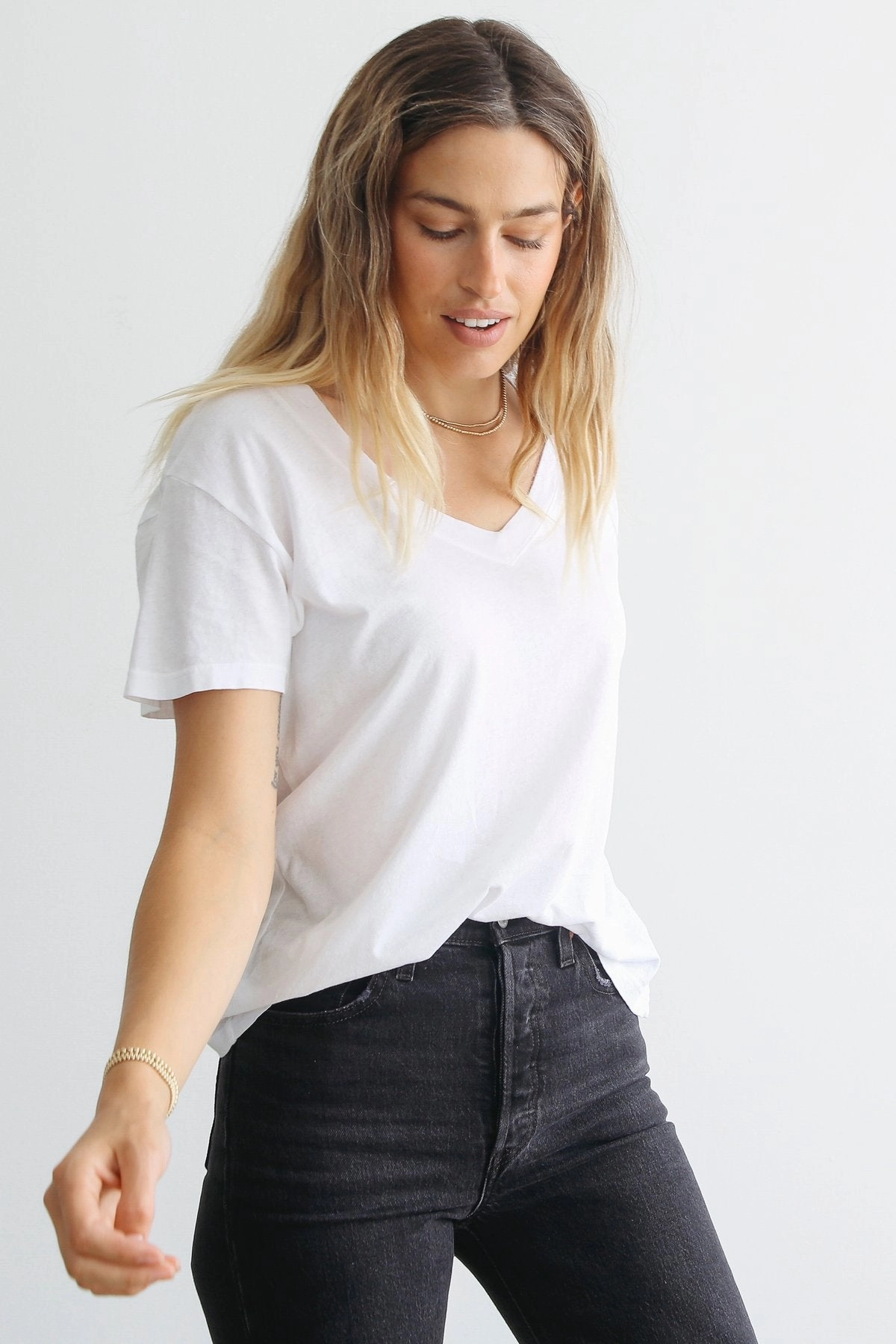 Hendrix Tee in White Breathable Tank