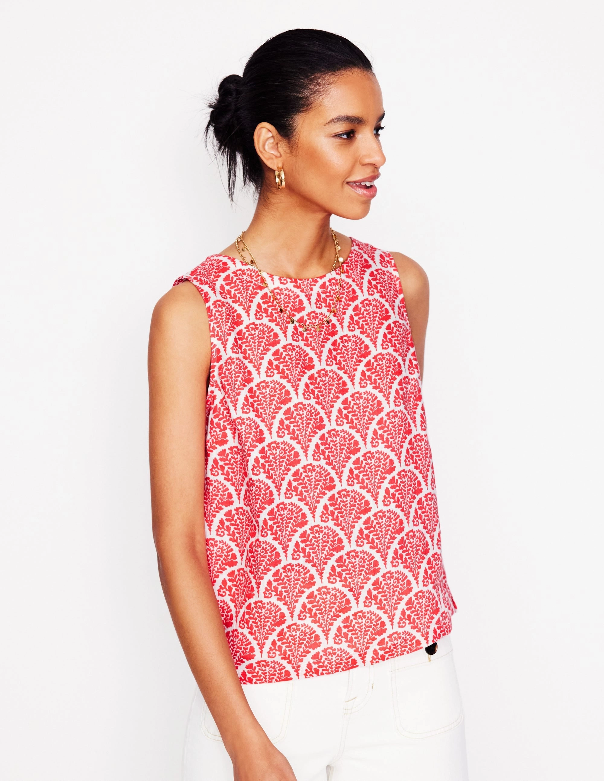 AntiOdorTreatment Linen Shell Top-Jam Red, Blossomy