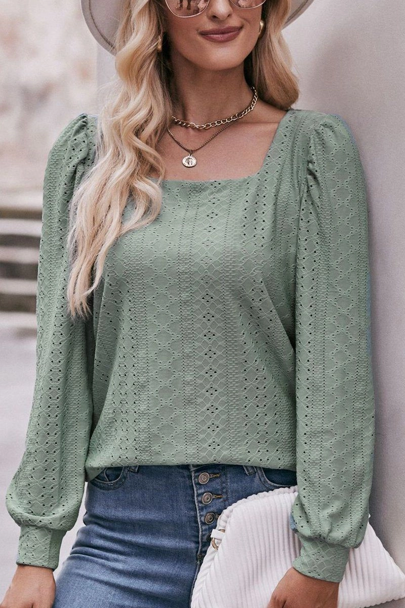 RawHemDetail Two Tone Texture Effect WOMEN U NECK EYELET FITTED CUFF TEE