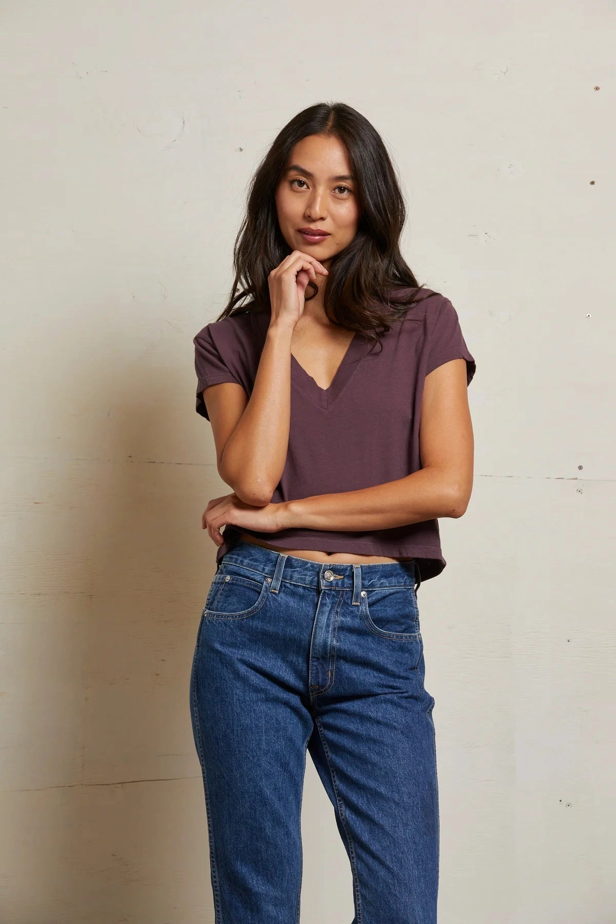 Alanis Recycled Cotton V-Neck Tee in Plum AntiPillingFinish